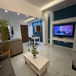 B&s Newly Renovated Penthouse 253