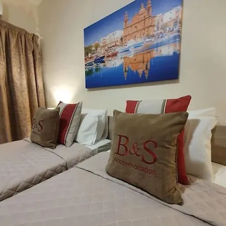 B&s Solitary Duplex Maisonette Żejtun