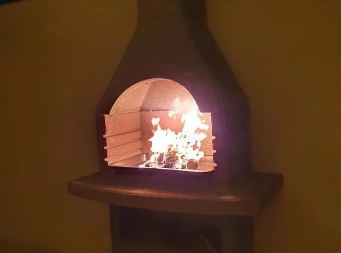 B&S Accommodation Newly Renovated Penthouse 253 아파트 Żejtun